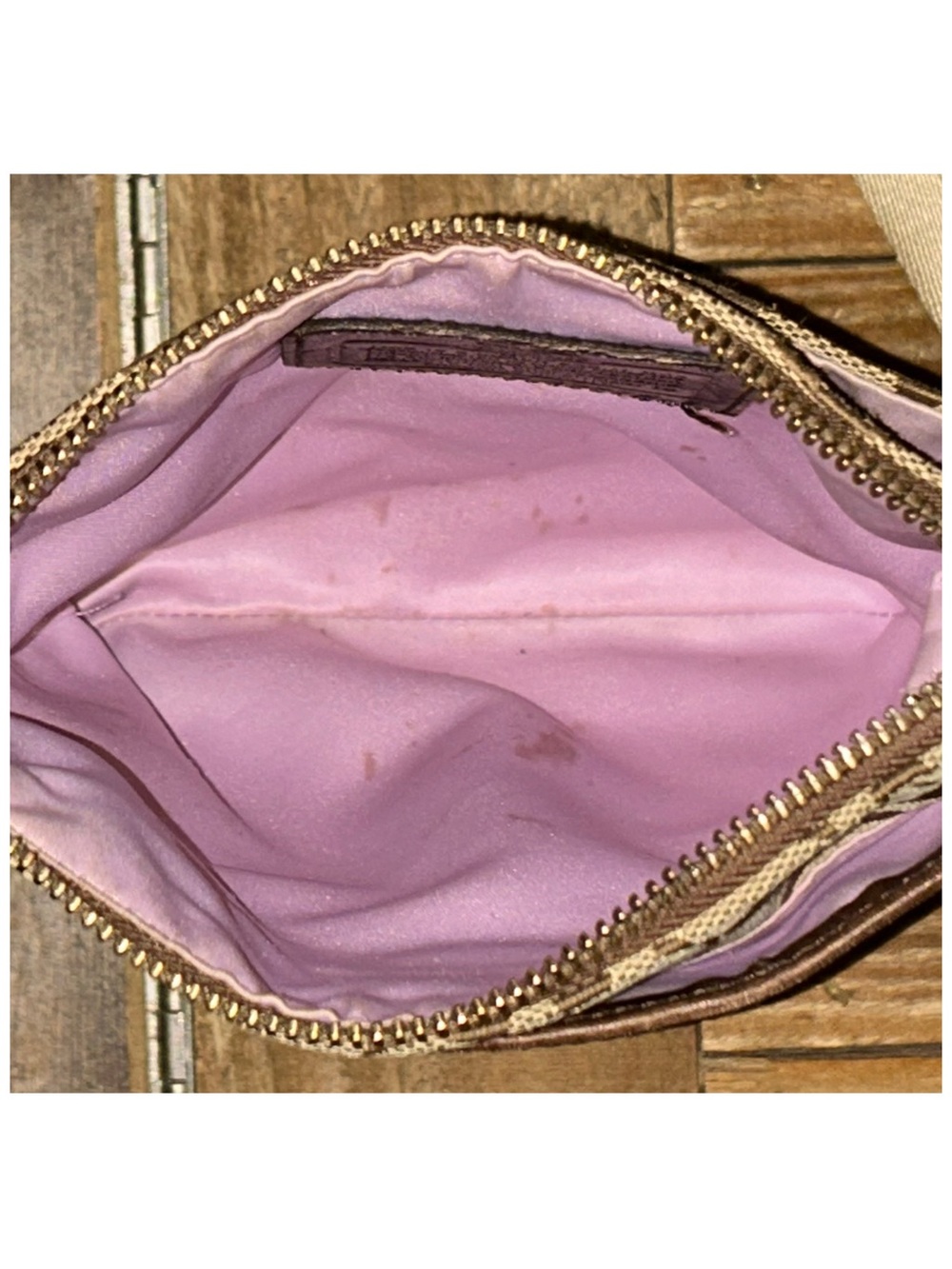 Coach. Sutton Signature Swingpack Crossbody Bag & Signature Monogram Wristlet. - Picture 11 of 16